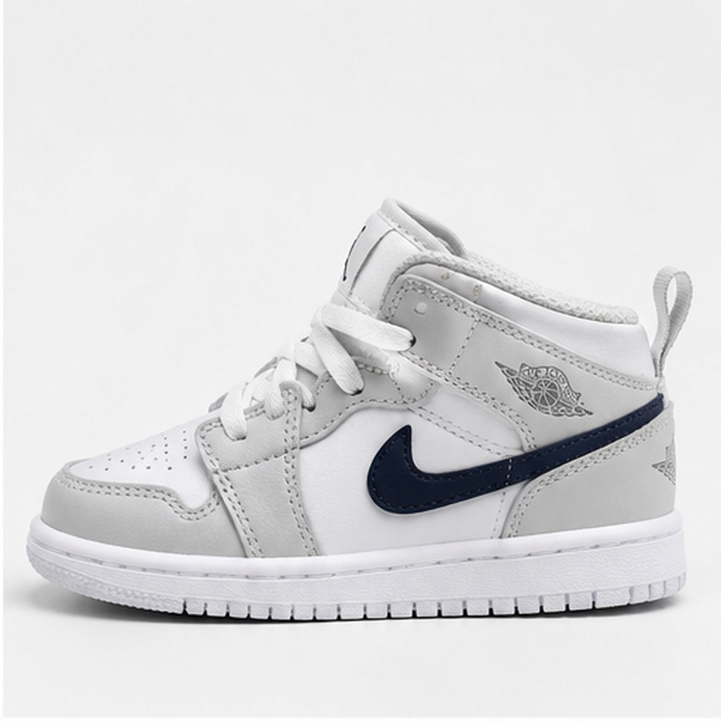 Sneakers Nike Jordan da bambino bianche e blu navy