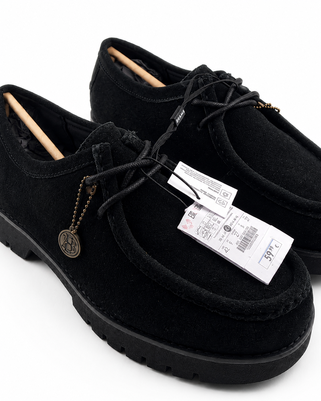 Scarpe Wallabee scamosciate nere con suola track