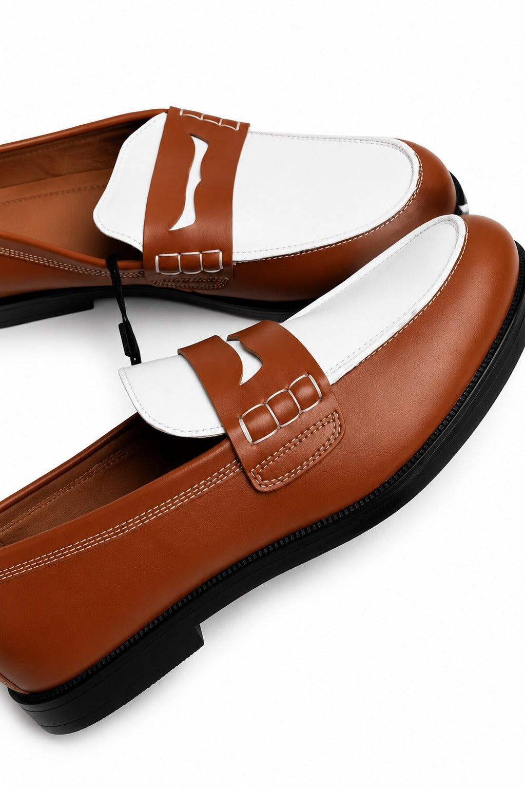 Mocassins Bicolores Homme Bershka – Marron & Blanc