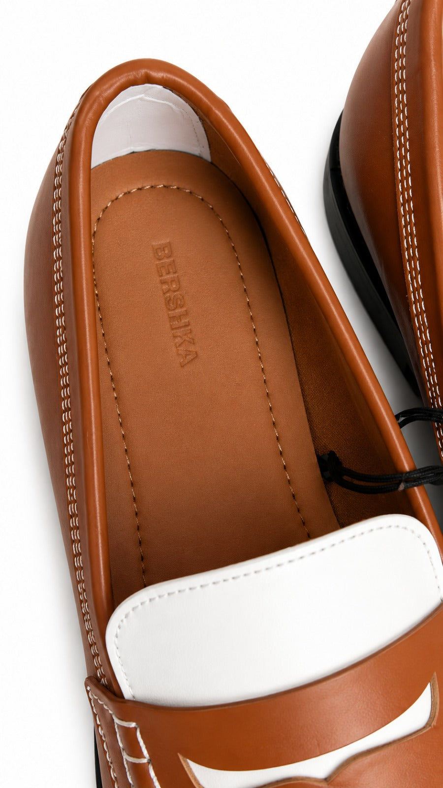 Mocassins Bicolores Homme Bershka – Marron & Blanc