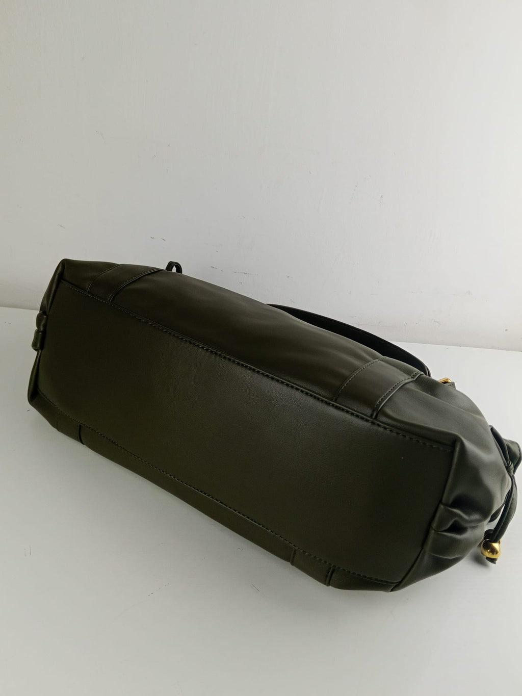Borsa a Mano con Zip Frontali
