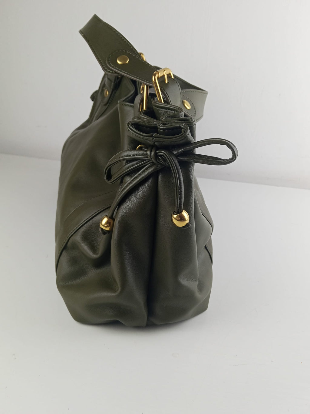 Borsa a Mano con Zip Frontali