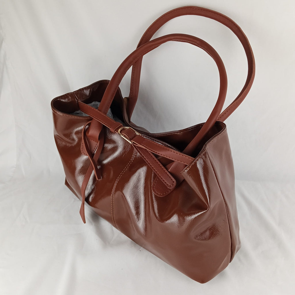 Borsa a Mano Lucida con Manici Lunghi