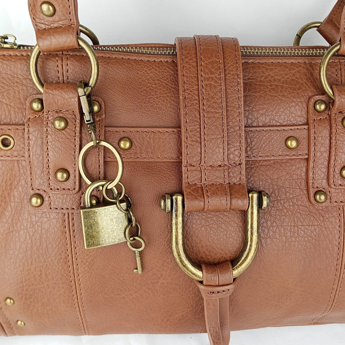 Borsa a mano marrone cognac con dettagli metallici - vista 2