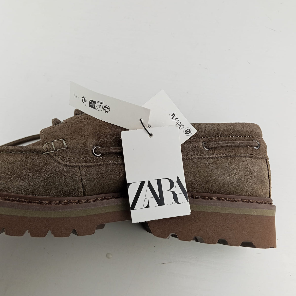Scarpe stringate Zara marroni effetto scamosciato con suola carrarmato
